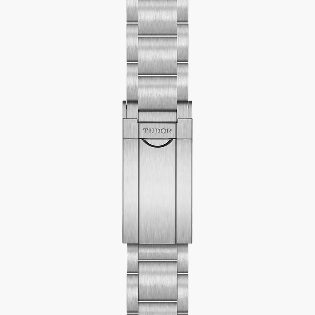 Ranger 36mm - Black on Bracelet