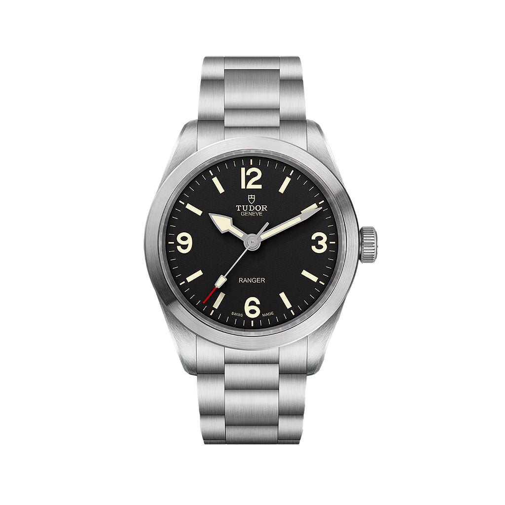 Ranger 39mm - Black on Bracelet