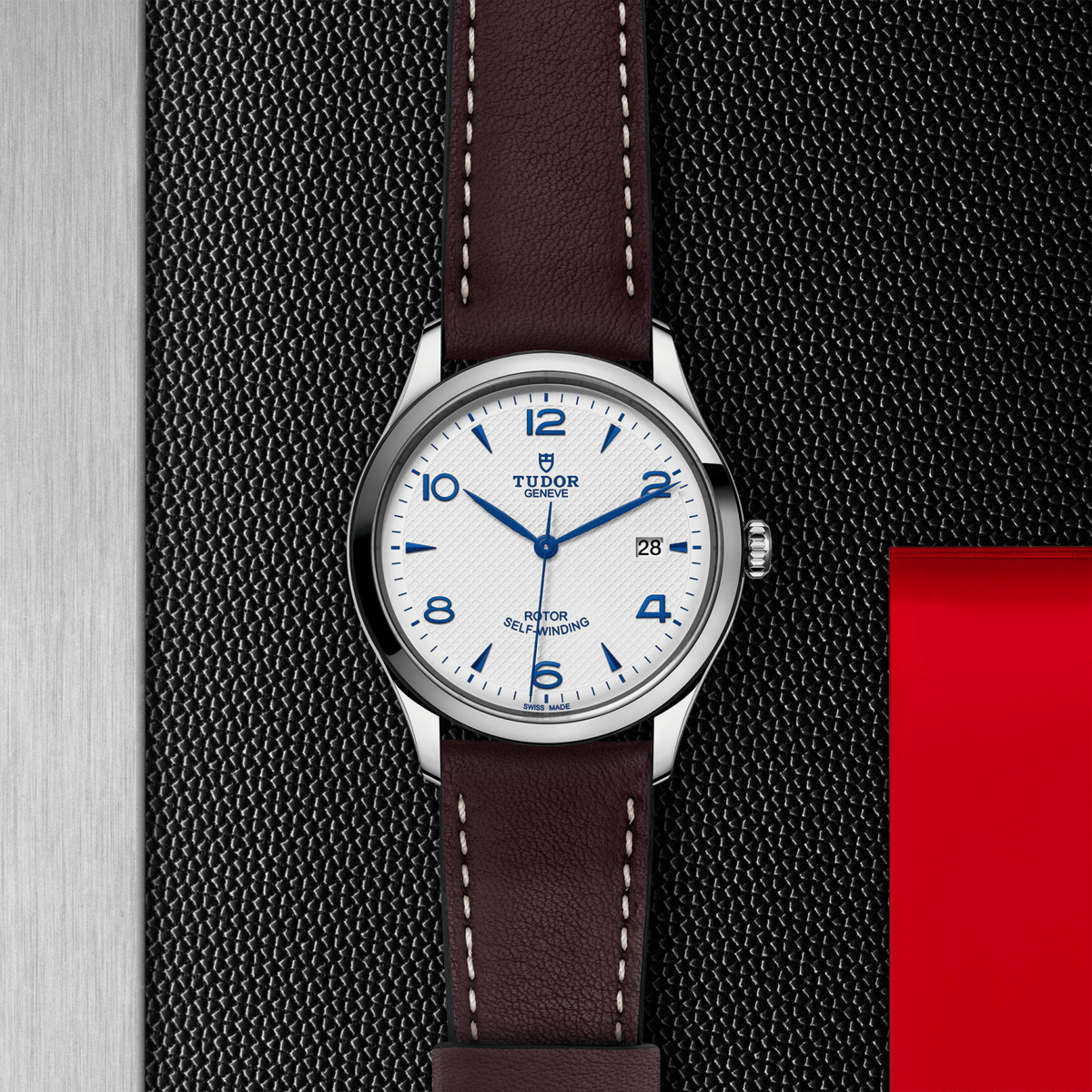 1926 39mm - Opaline on Leather Strap
