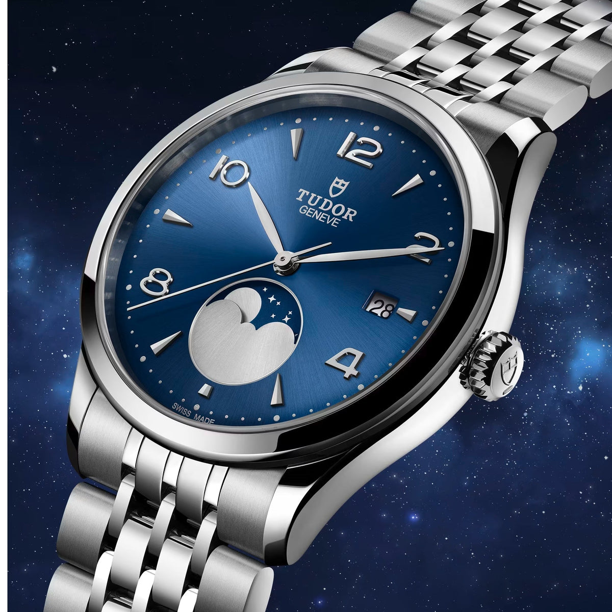 1926 Luna 39mm - Blue on Bracelet