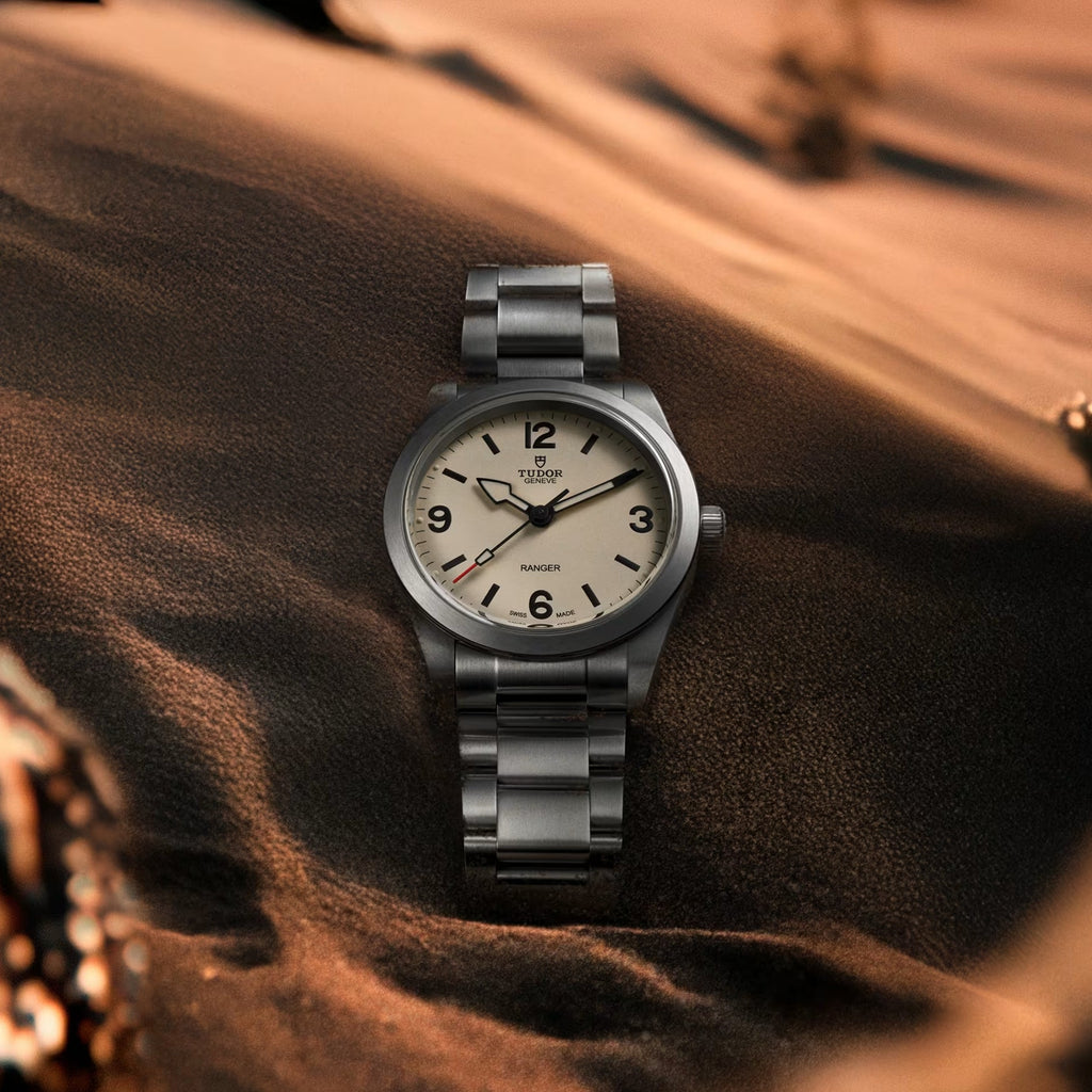 Ranger 39mm - Beige on Bracelet
